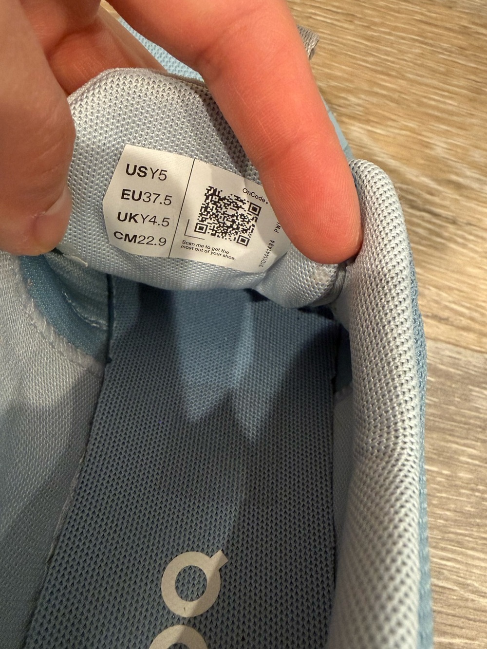 On Big Kids Blue Cloud Sky Sneakers - Picture 6 of 7